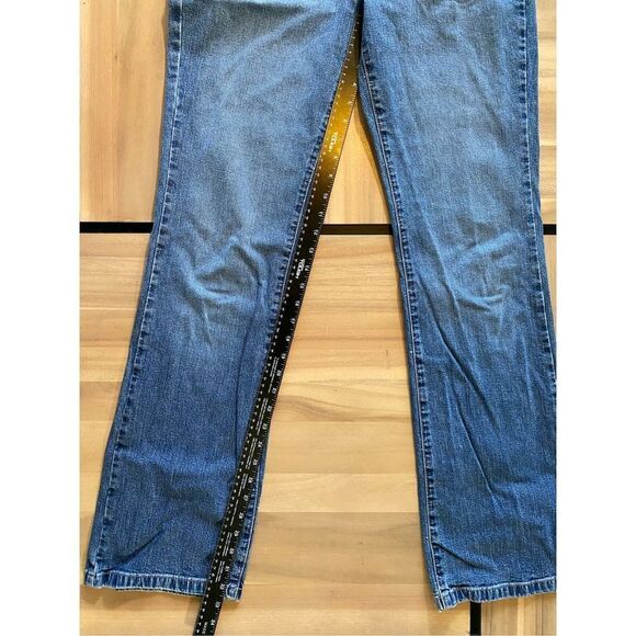 Tommy Hilfiger Hipster Boot Jeans - Picture 7 of 7